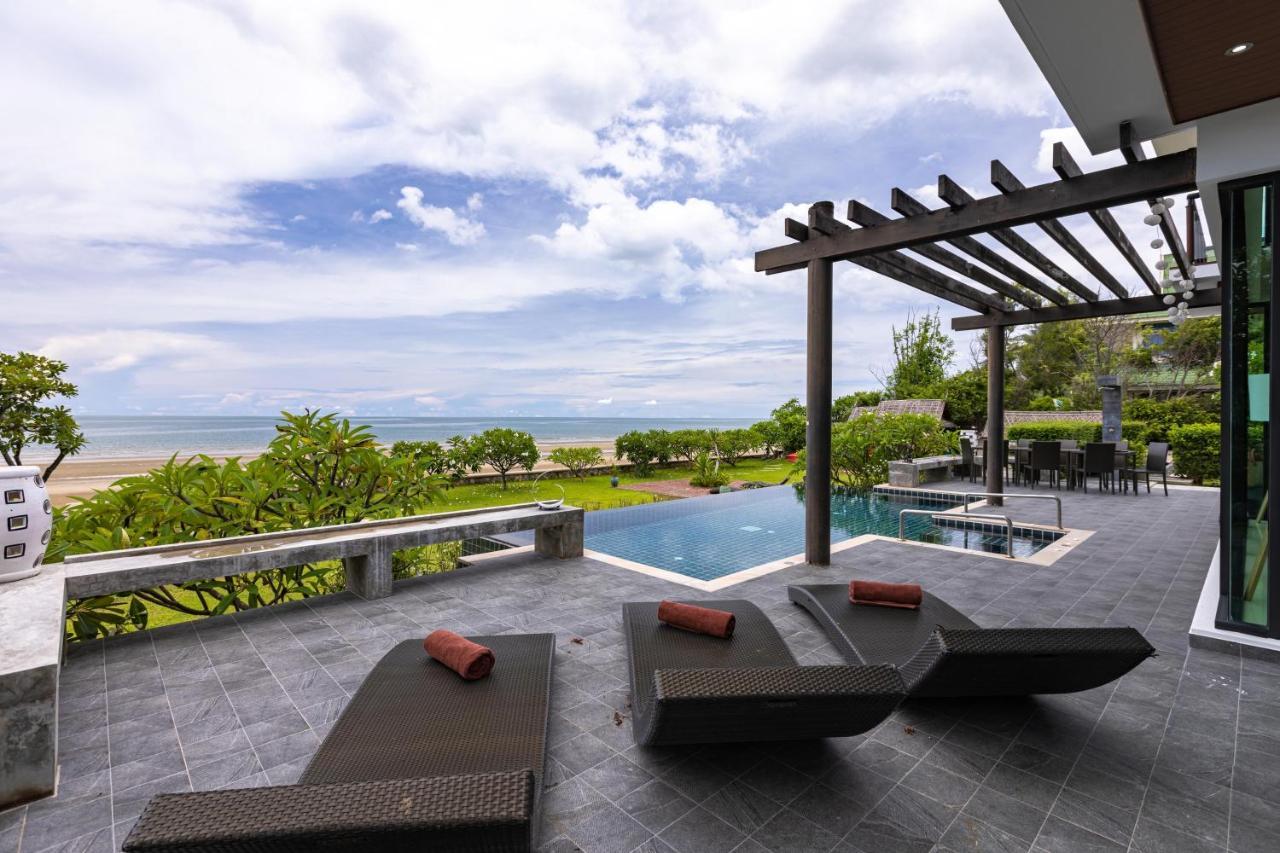 Beachfront Modern 4 Bedroom Pool Villa - Rv Hua Hin Ngoại thất bức ảnh