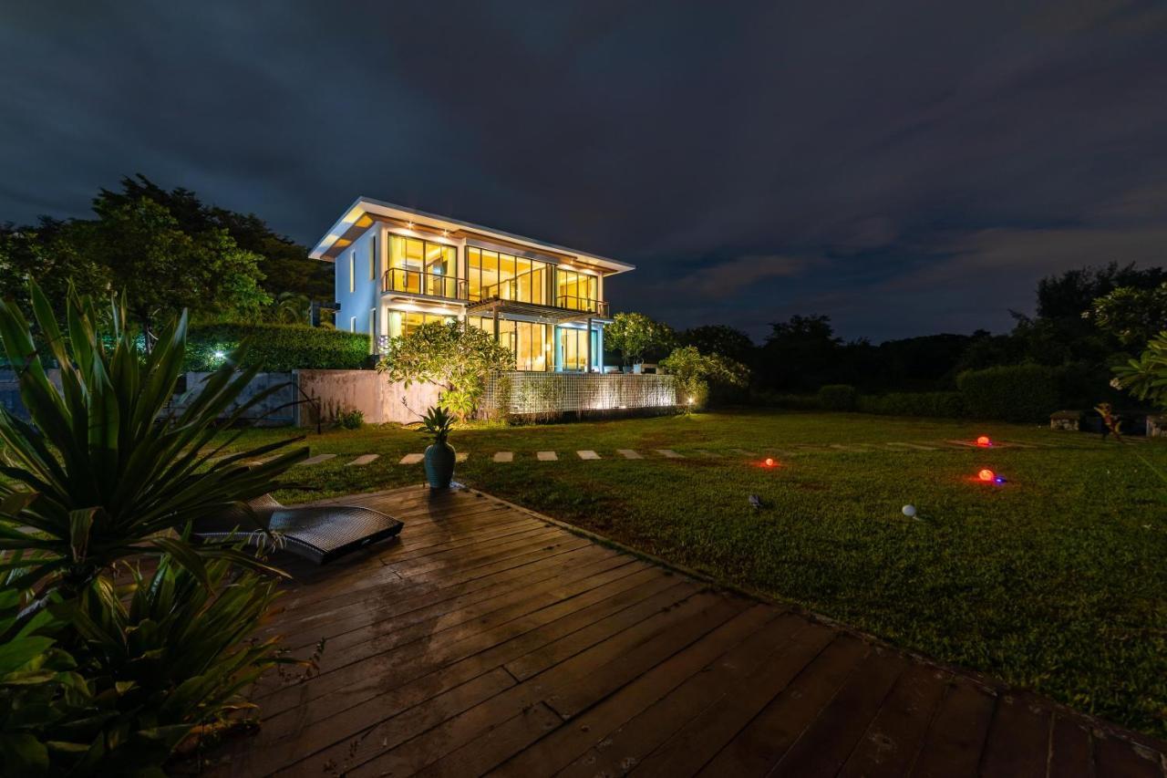Beachfront Modern 4 Bedroom Pool Villa - Rv Hua Hin Ngoại thất bức ảnh