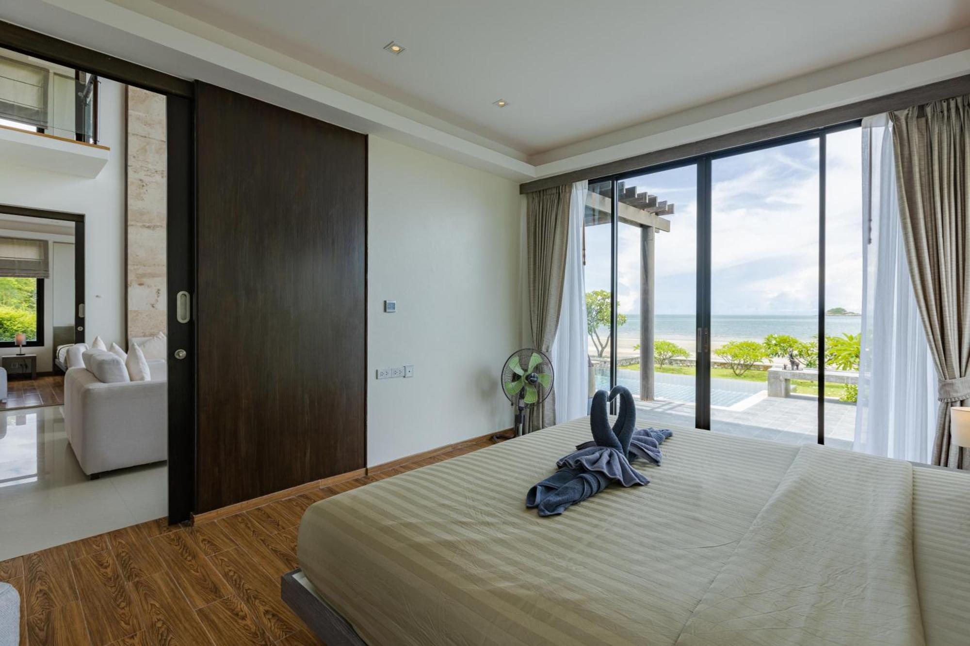 Beachfront Modern 4 Bedroom Pool Villa - Rv Hua Hin Ngoại thất bức ảnh