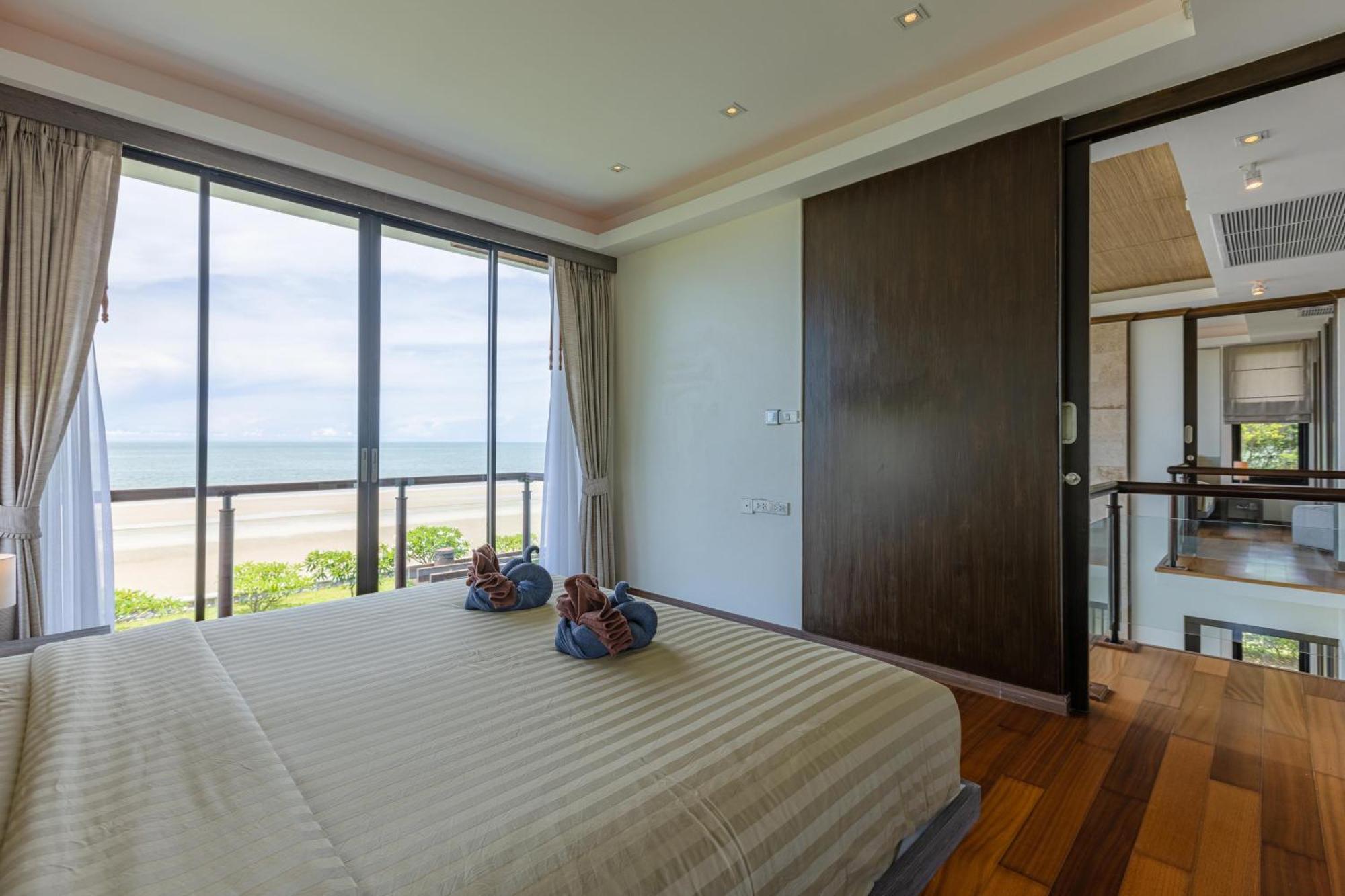 Beachfront Modern 4 Bedroom Pool Villa - Rv Hua Hin Ngoại thất bức ảnh